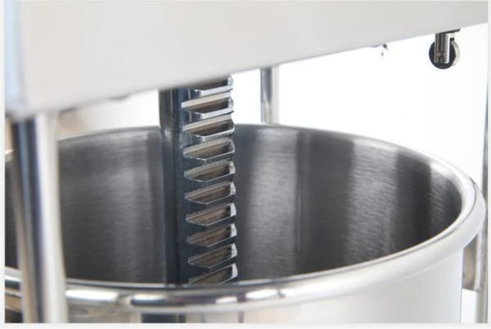 Шприц колбасный AIRHOT SVE-20