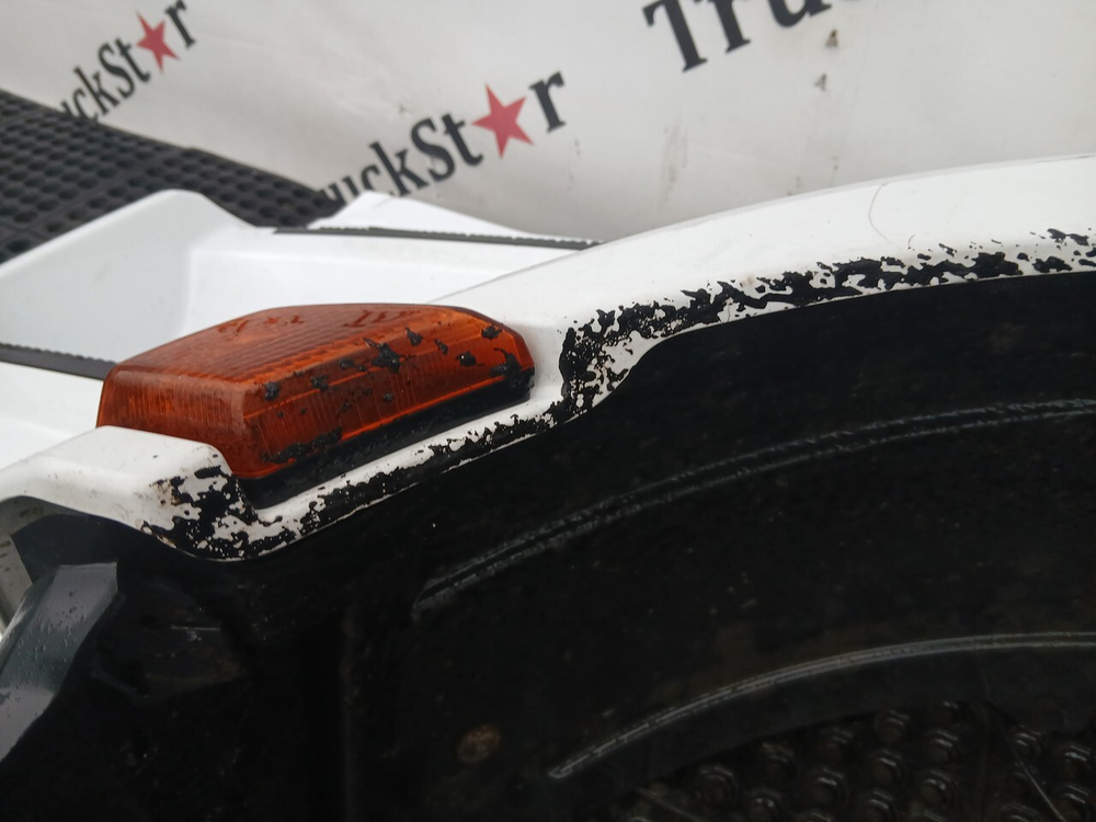 Корпус подножек левый