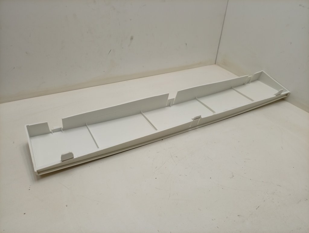 S803J кт45 Декоративная нижняя панель для стиральной машины Samsung DC61-10762A б/у