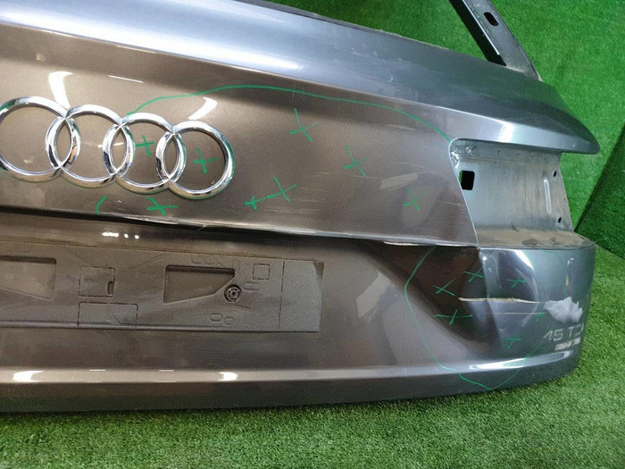 Крышка багажника Audi Q7 2 (2015-2019)