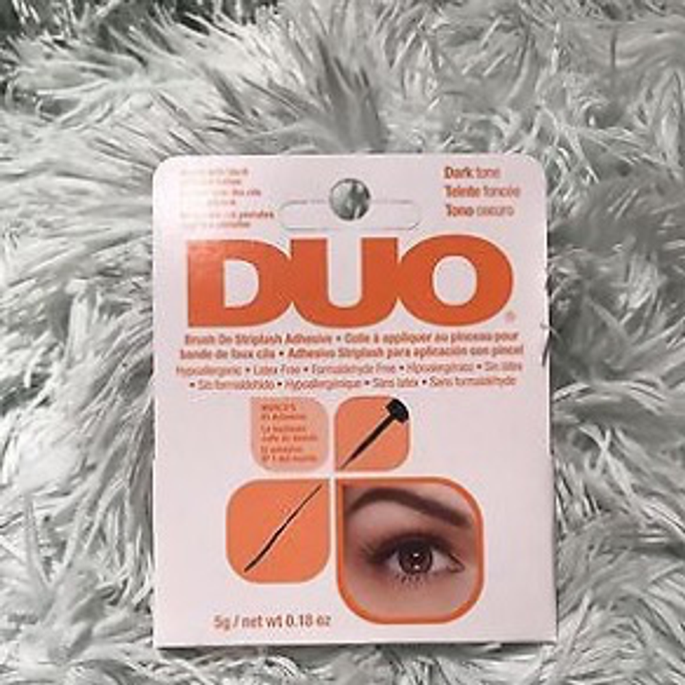 DUO Brush On Striplash Adhesive Dark Tone темный клей для накладных ресниц c кисточкой 5г