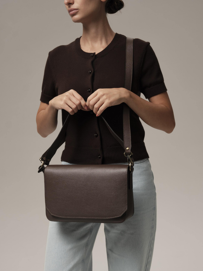 Сумка кожаная на плечо коричневый торф