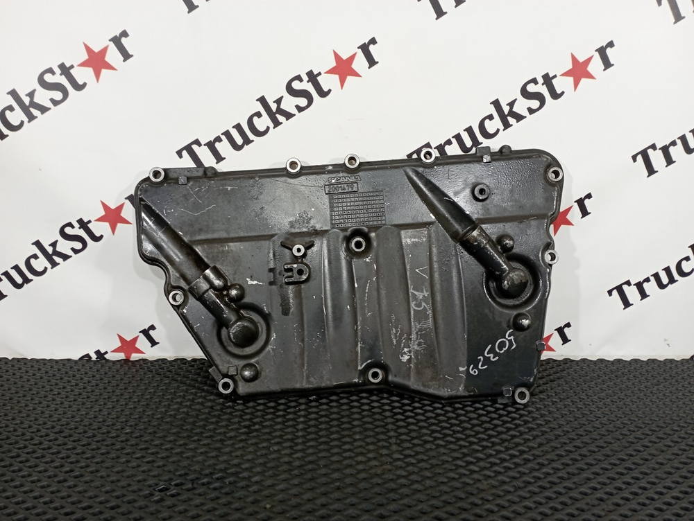 Крышка масляного радиатора