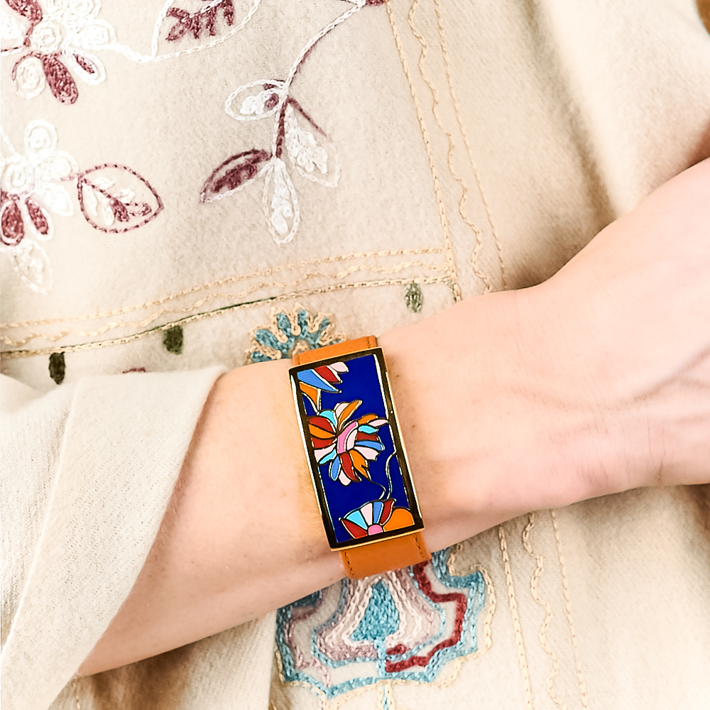 Браслет Fiore Luna на оранжевом кожаном ремешке CB13599-8