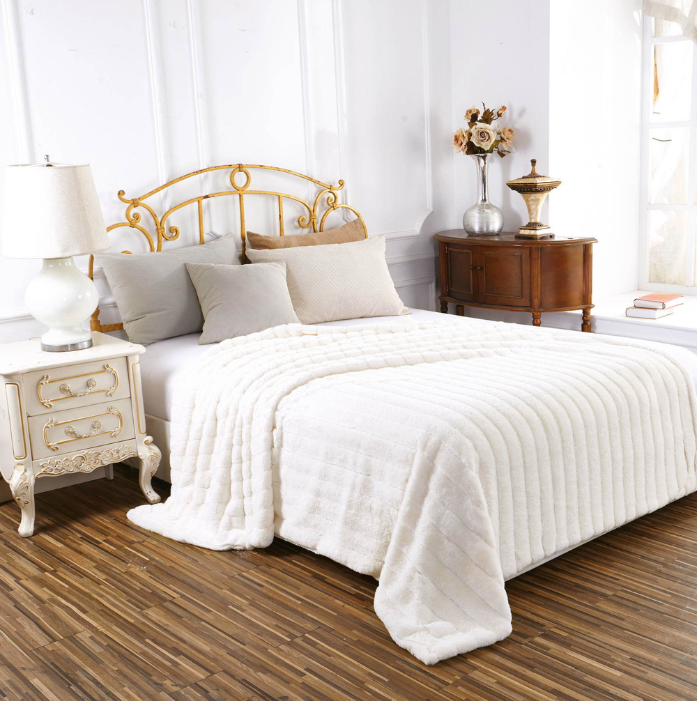 Плед 160х220 Sofi De MarkO Анабель белый