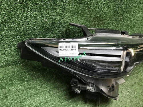 Битая Фара правая Mazda CX-5 2 (17-21) Full LED