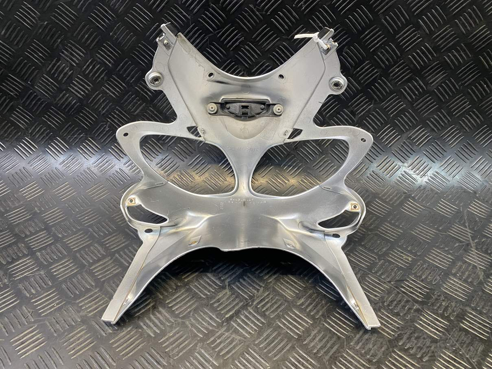 Пластик передний (обтекатель) Suzuki SV400S VK53A 053451