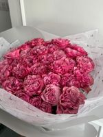 Гранд-букет из пионовидной розы Кантри блу