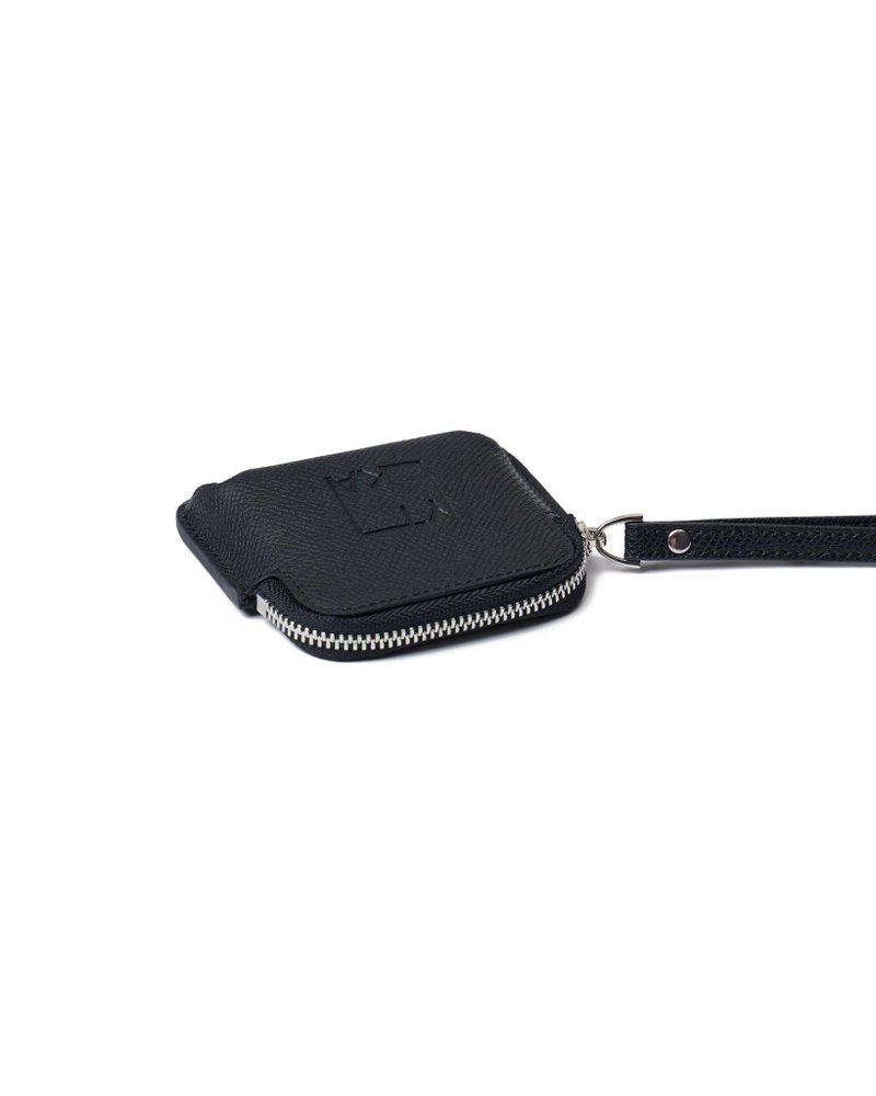 Чехол для AirPods чёрный
