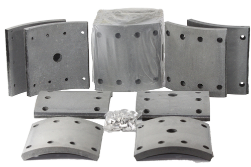 Рем. комплект тормозных накладок прицепы МАЗ (Сверл./расточен./с заклёпками/ширина 200мм./ к-т 8 шт.) (АККОР г. Набережные Челны)