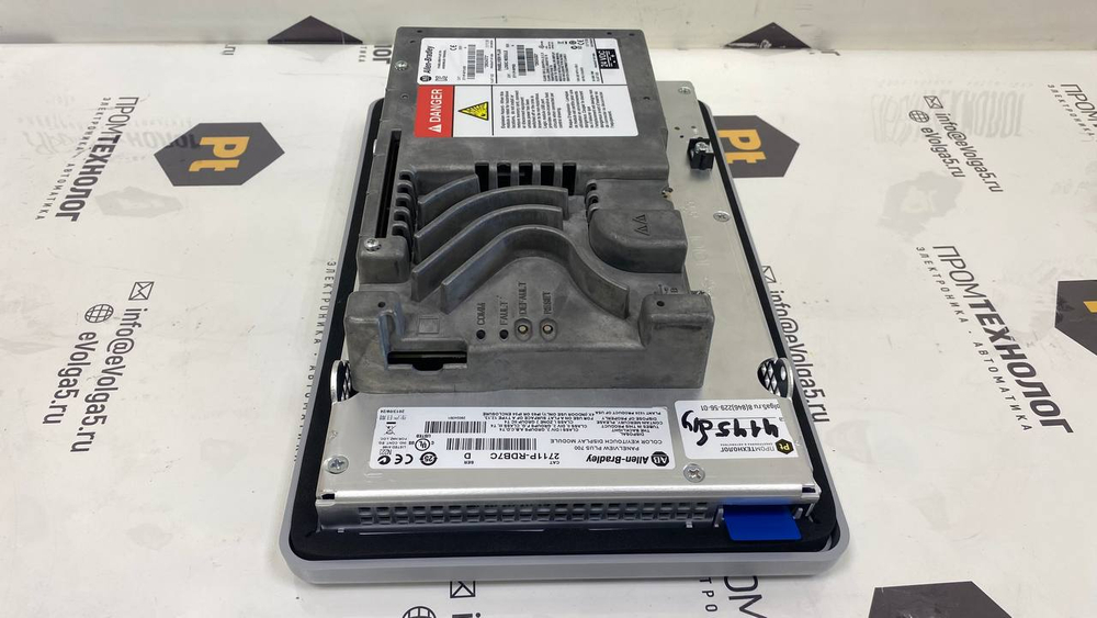 Allen-Bradley 2711P-B7C4D8 + 2711P-RDB7C б/у