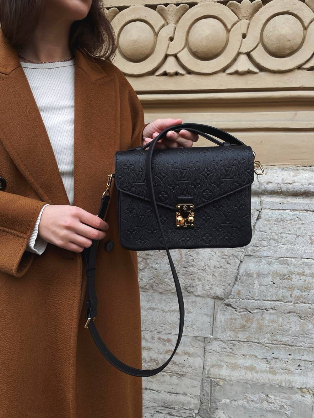 Louis Vuitton Pochette Metis