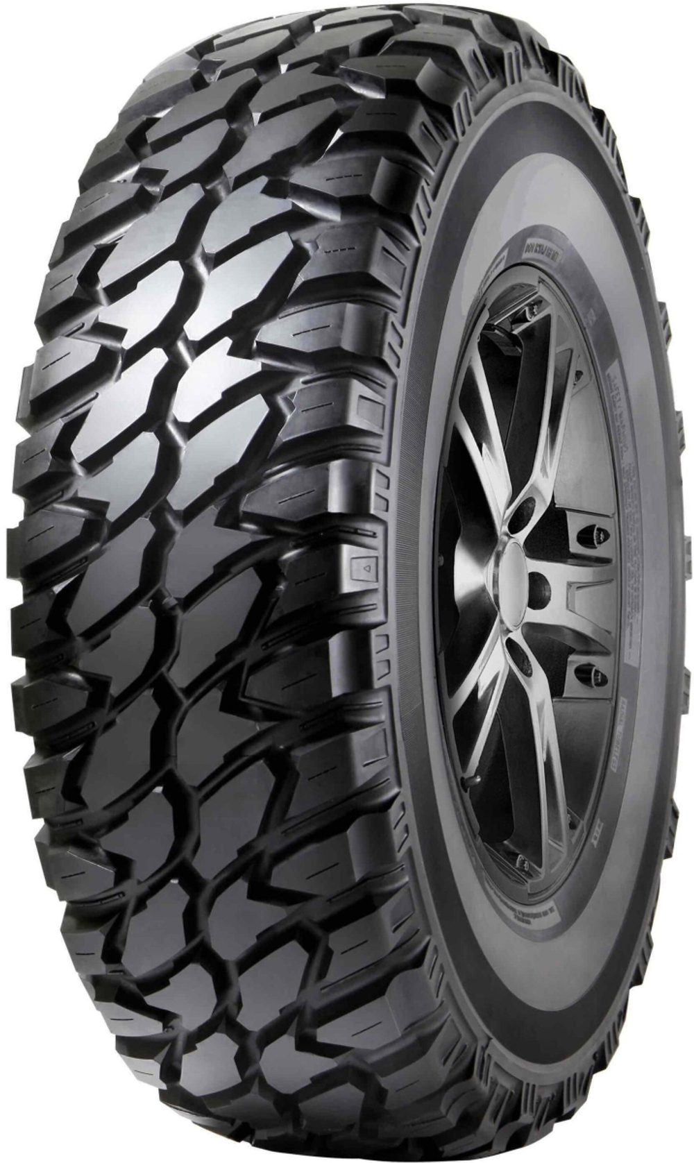 Летняя шина Sunfull Mont-Pro MT781 (265/70 R17C 121Q)