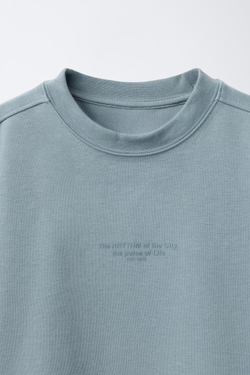 ZARA КОМПЛЕКТ ИЗ ФУТБОЛКИ И ШОРТОВ ИЗ ТКАНИ ИНТЕРЛОК, ЛИНЯЛЫЙ СИНИЙ