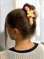 Заколка крабик краб для волос пушистый плюшевый Hello Kitty