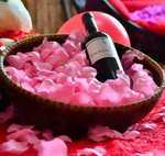 Искусственные лепестки роз в цвете фуксия, 150 гр