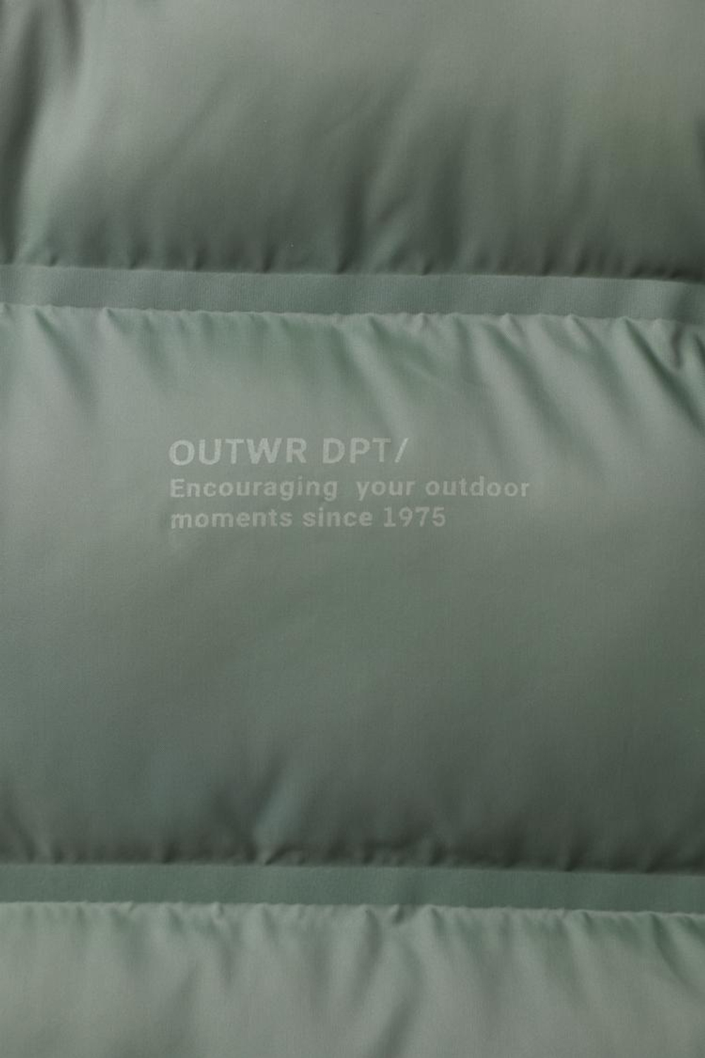 ZARA ЛЕГКИЙ ЖИЛЕТ С КАПЮШОНОМ WATER REPELLENT, СВЕТЛЫЙ ХАКИ