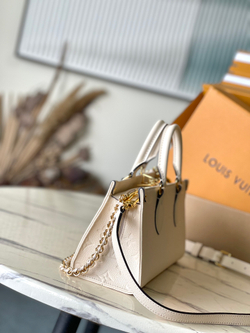 Louis Vuitton Onthego East West