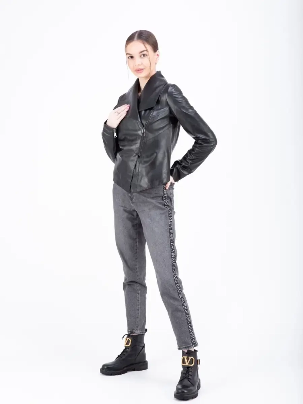 Куртка женская из натуральной кожи