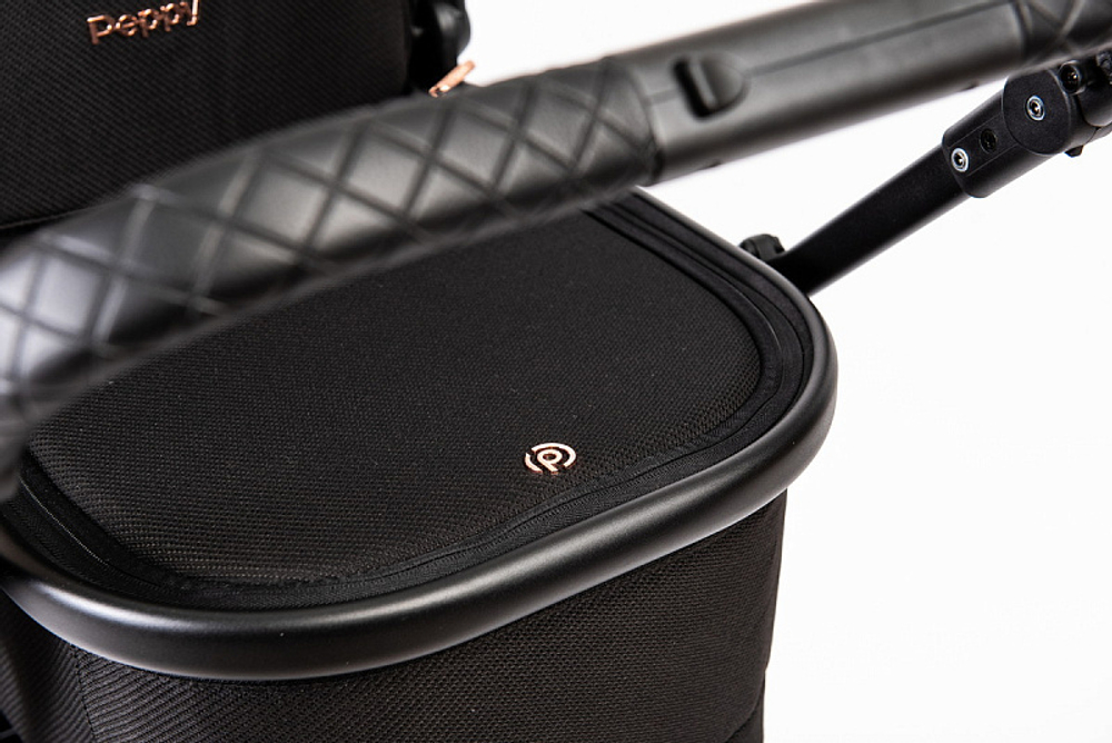 Детская коляска Peppy Tecla 3 в 1 с автокреслом First black Rose Black Черный
