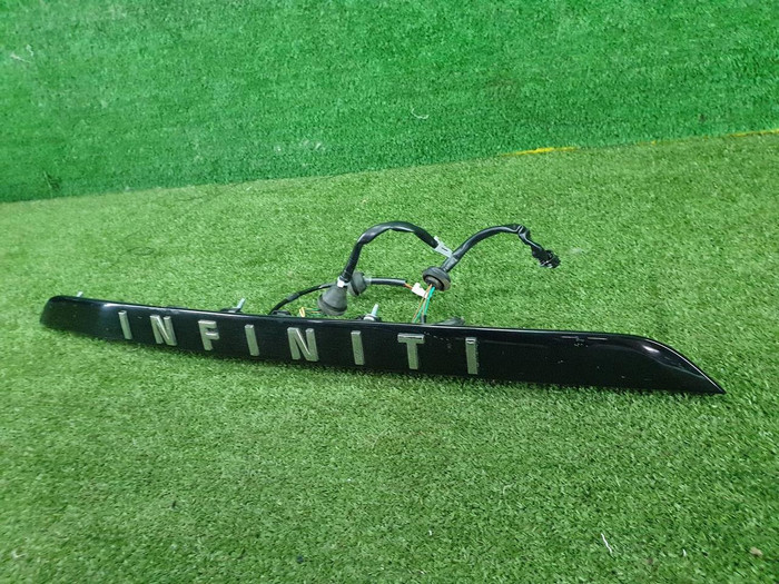 Накладка крышки багажника Infiniti QX50 2 (2017-н.в.)