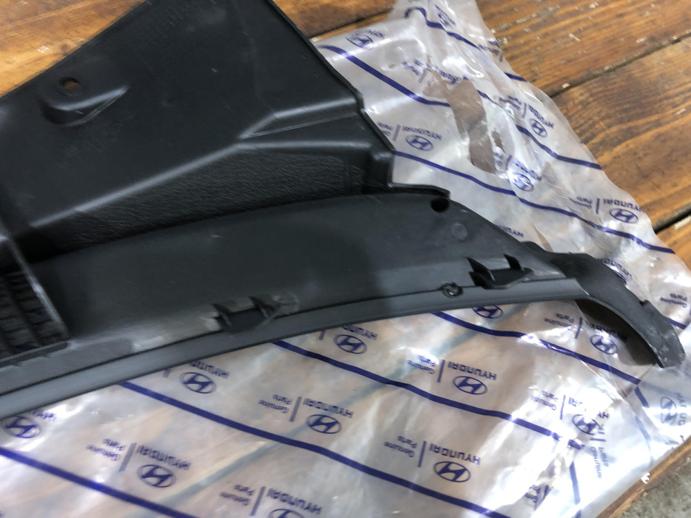 Жабо левая часть Hyundai Accent 2 00-12 Новое Оригинал 8615025901