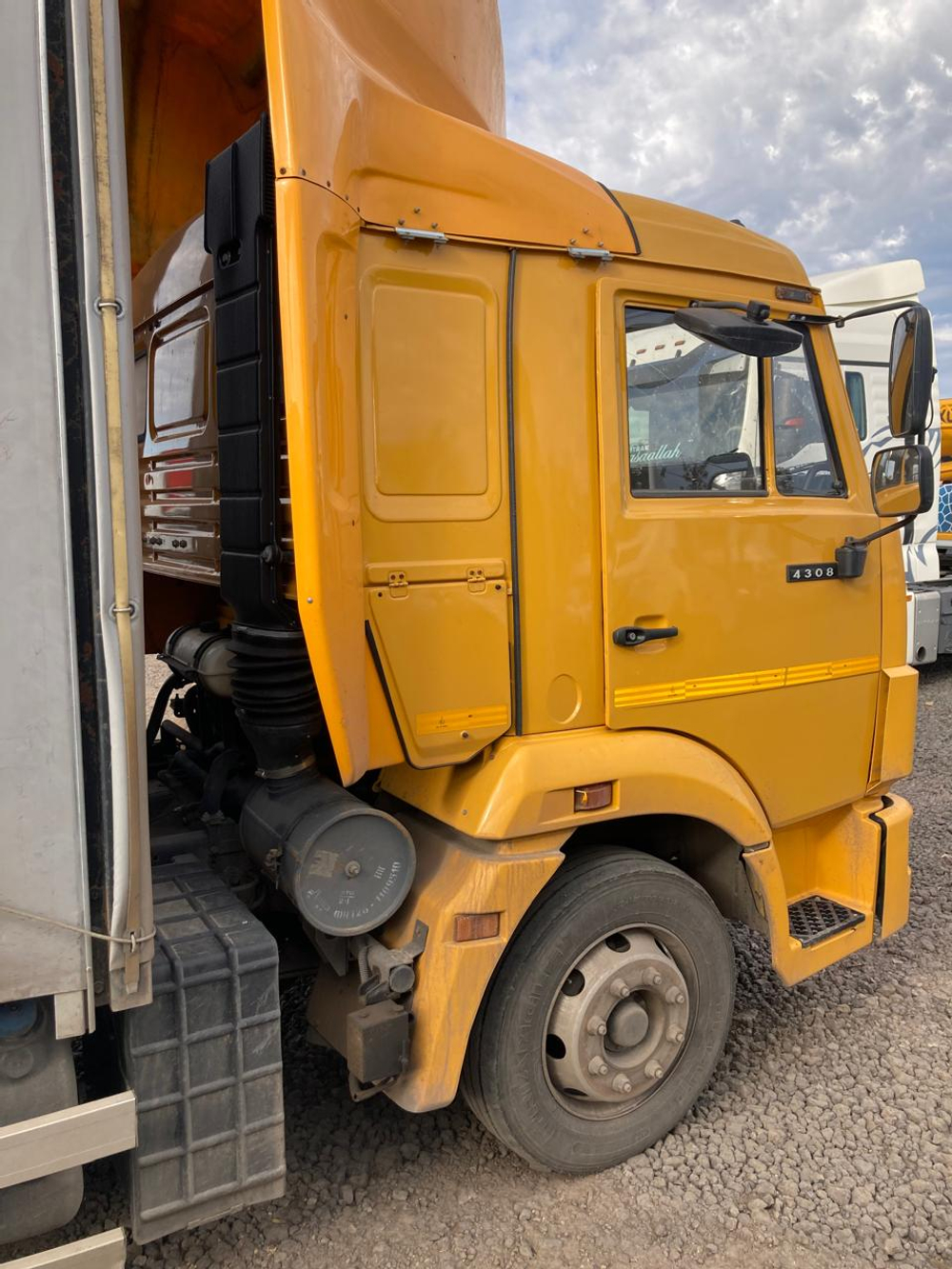 КамАЗ 4308 4x2 Бортовой (Евроборт) R7B002 (Евроборт, Дизельный, 6,7 л, 242 л.с., МТ)