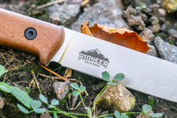 Туристический нож Pioneer AUS-8 StoneWash Орех