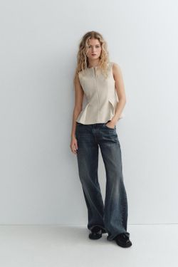 ZARA ТОП С БАСКОЙ И ЗАЩИПАМИ, СВЕТЛО-БЕЖЕВЫЙ