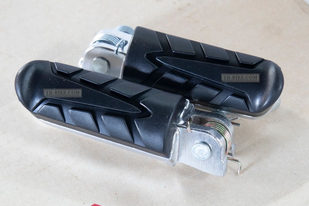 copy 50622-MM5-000, 50642-MM5-000. STEP set (L+R) for Honda, Made in Thailand.