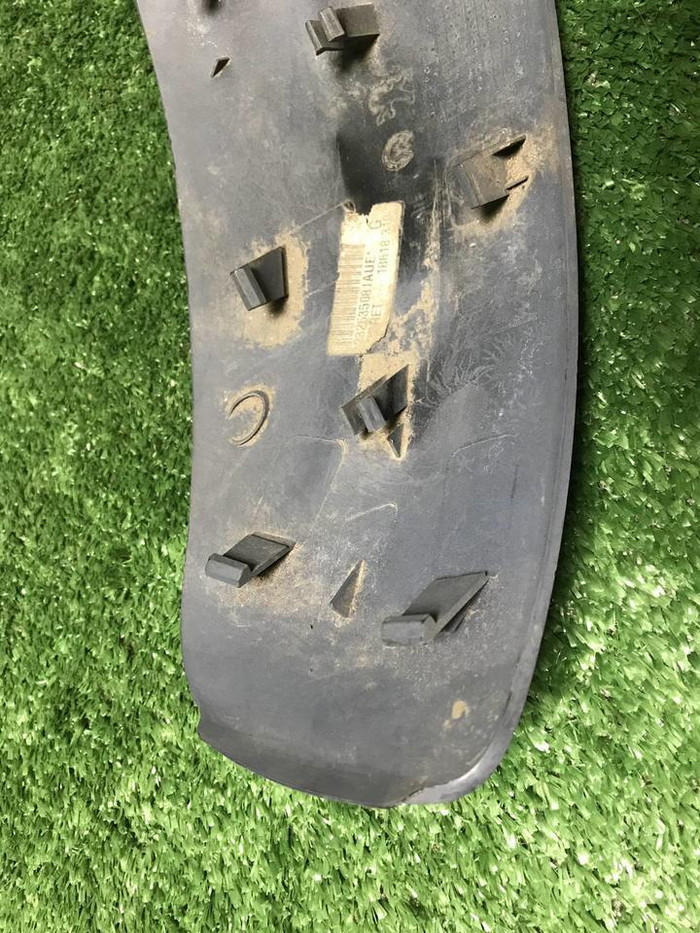 Крышка зеркала левая Peugeot 3008 1 (2013-2016)