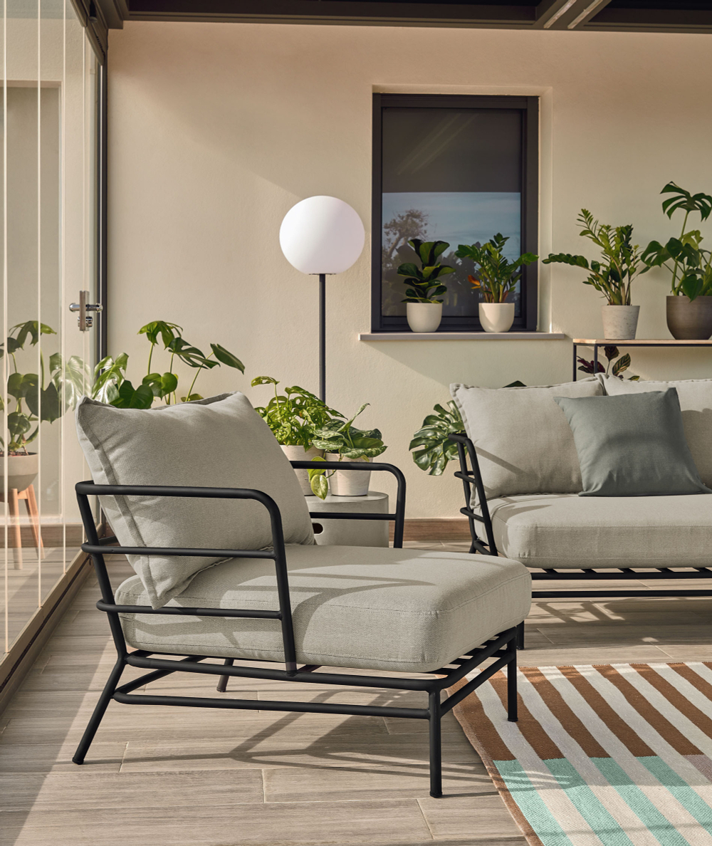 Кресло Mareluz из черной стали