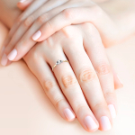 Кольцо с бриллиантом Луч