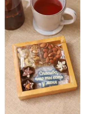 Подарочный набор Микс "Орехи и Конфеты"
