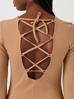 Платье с открытой спиной длинное