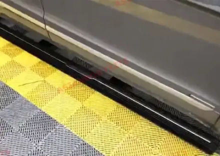 Электрические пороги для Bentley Bentayga 2015-2020 Бентли Бентайга