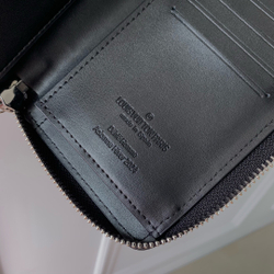 Louis Vuitton Zippy Vertical Wallet