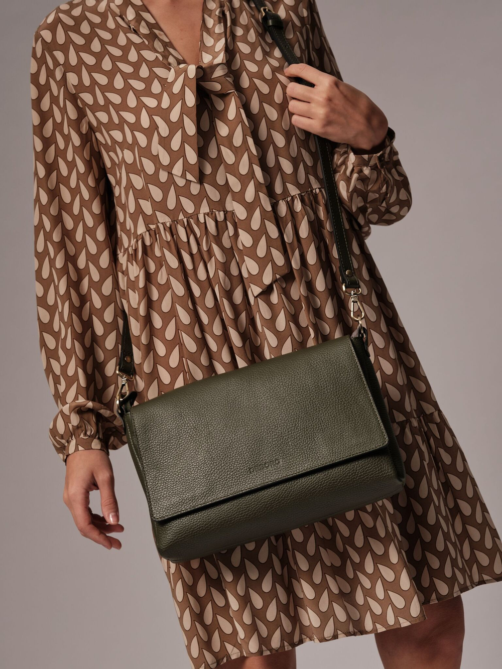 Сумка кожаная на плечо Deboro 30181 залари