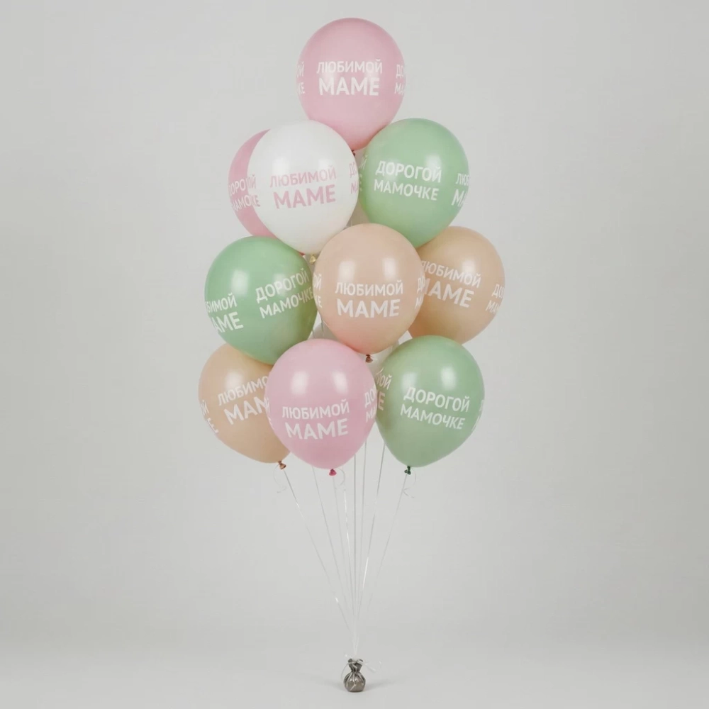 Фонтан из 11 шаров с гелием.