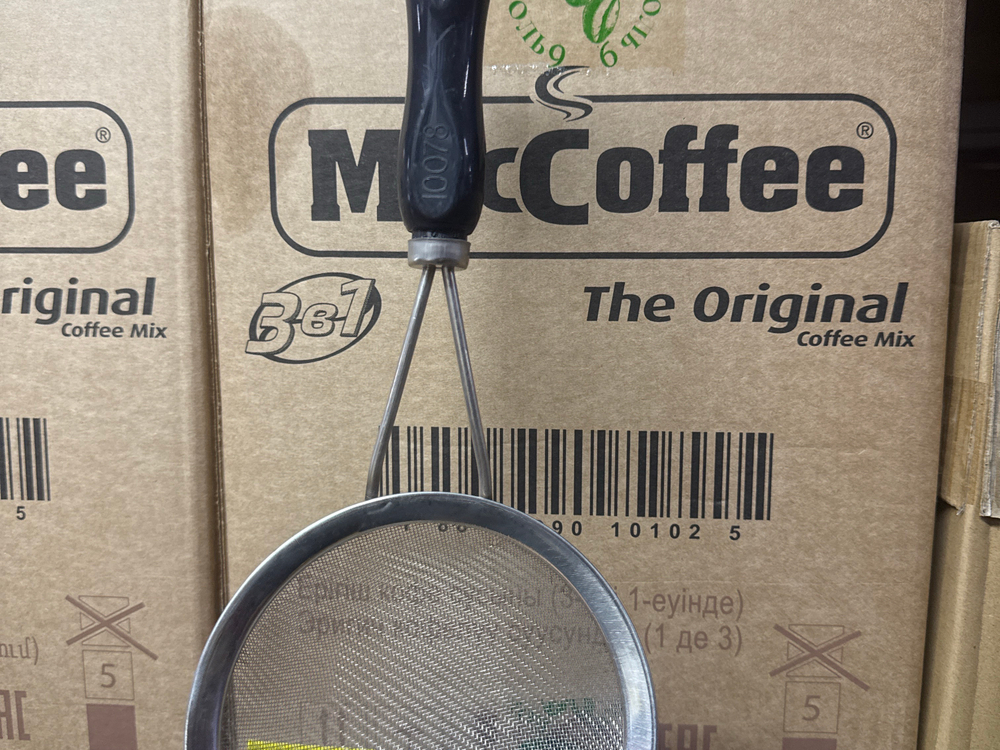 Дуршлаг черная ручка пластик 14