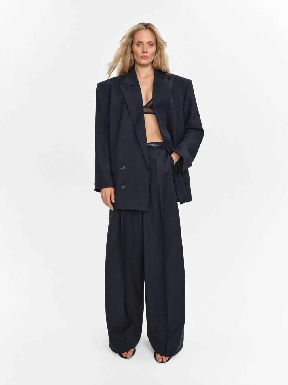 “Striped wool trousers” Брюки широкие со складками. (2)