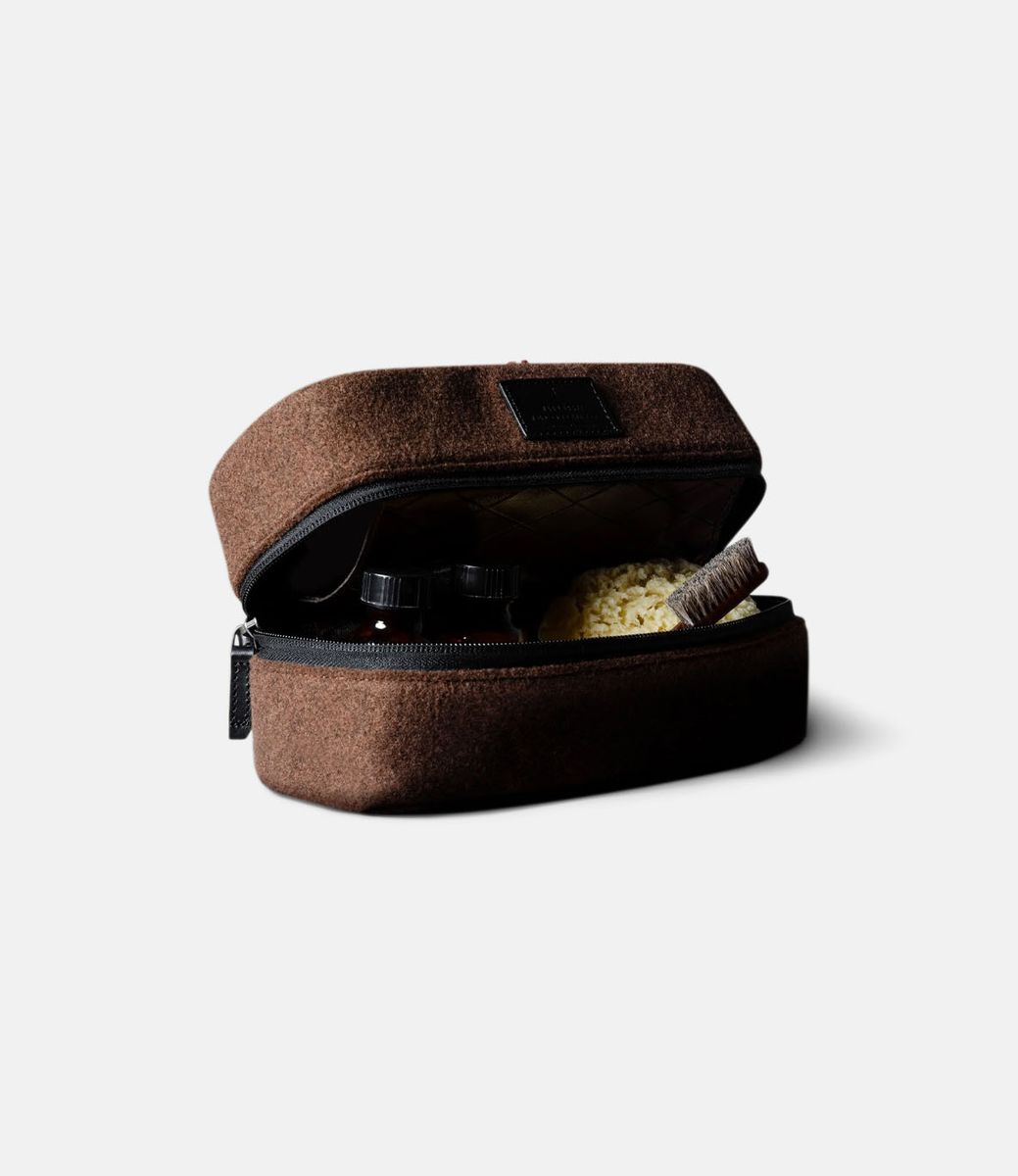 Hard Graft Full Disclosure Cocoa — несессер из шерсти