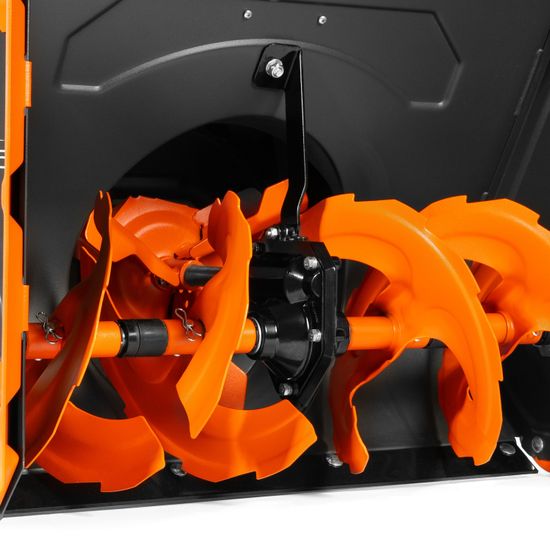 Бензиновый снегоуборщик "DAEWOO" S 7565