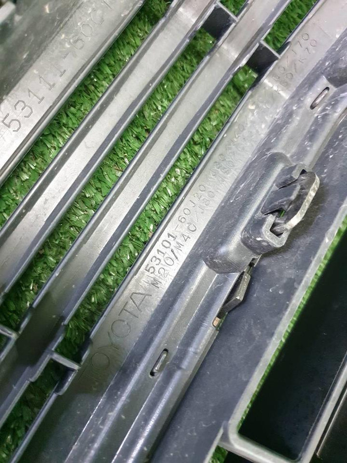 Решетка радиатора Toyota Land Cruiser Prado 150 (2017-2020) Black