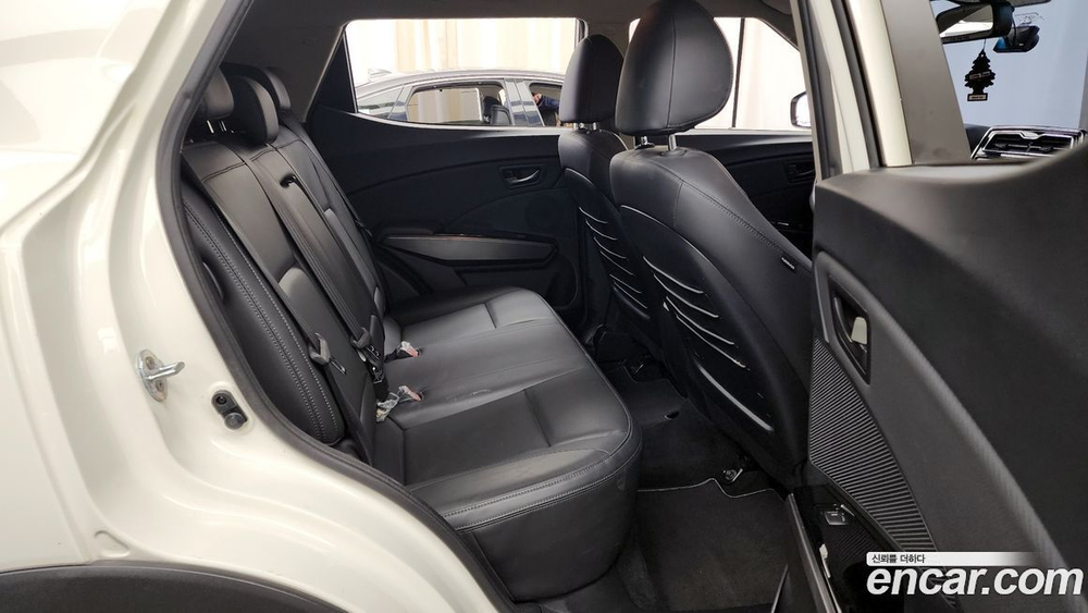 KG Mobility (Ssangyong) Very New Tivoli Дизель 1.6 2WD (06.2020)