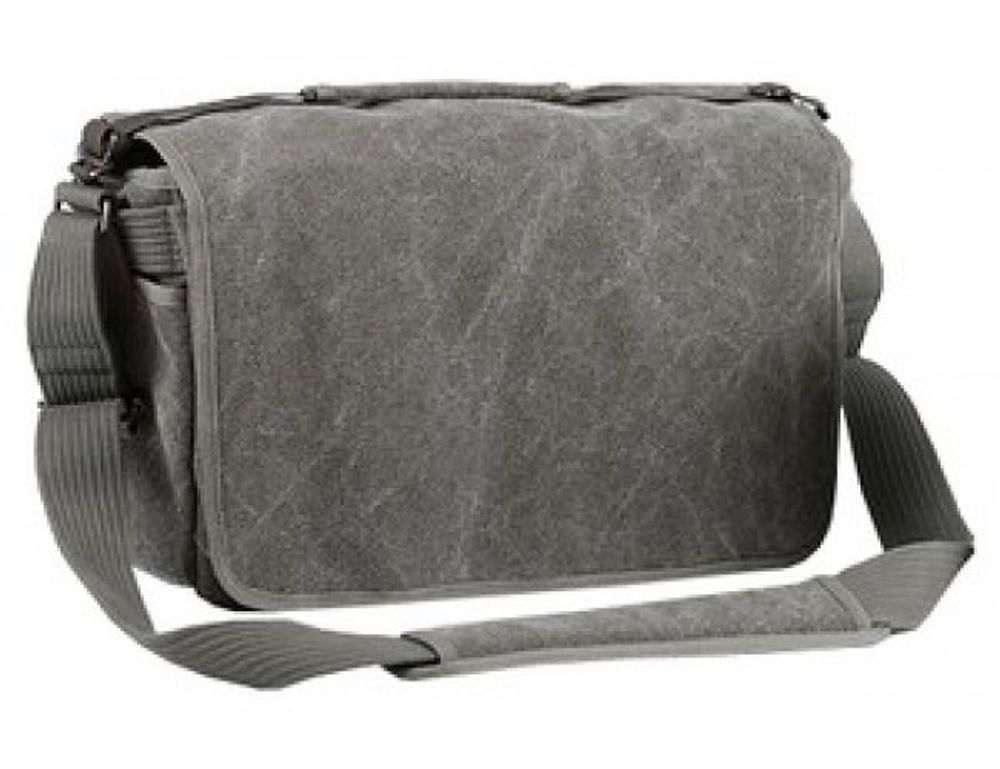 Think Tank Photo Retrospective 30 (PineStone)