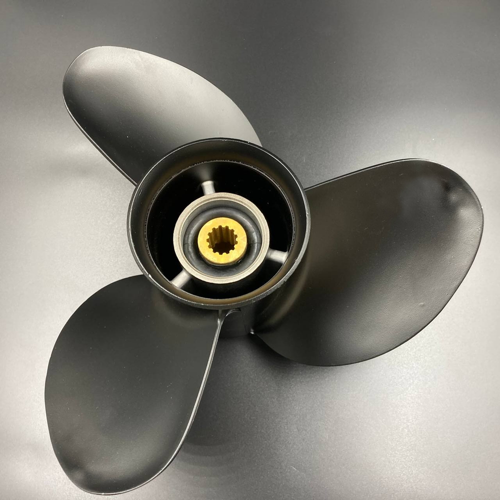 Гребной винт Suzuki DT75-DT140, DF60-DF70 (3x13-1/4x17) (УЦЕНКА, НЕТ КОРОБКИ)