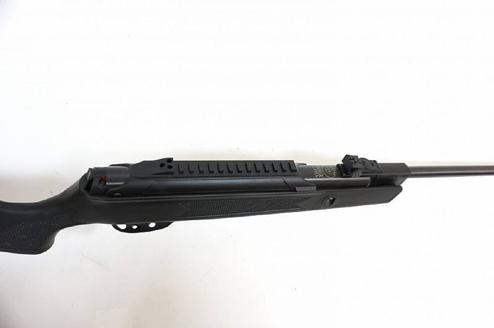 Винтовка пневматическая Hatsan Striker Alpha 3 Дж кал 4,5мм (переломка, пластик)