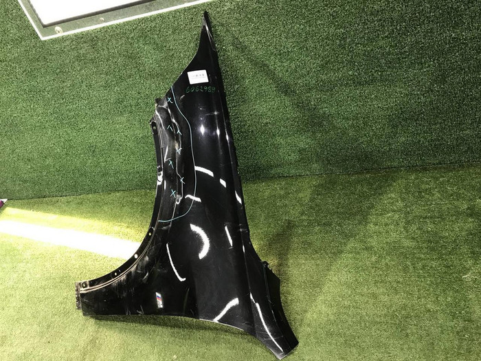 Крыло переднее левое BMW X1 F48 (2015-2022)