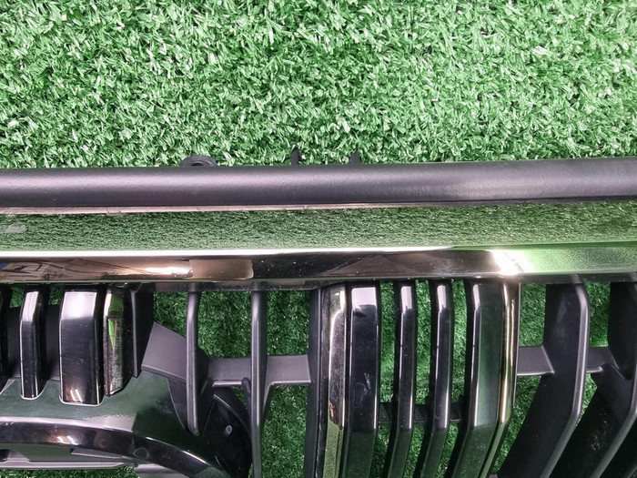 Решетка радиатора Toyota LC Prado 150 17-нв Black